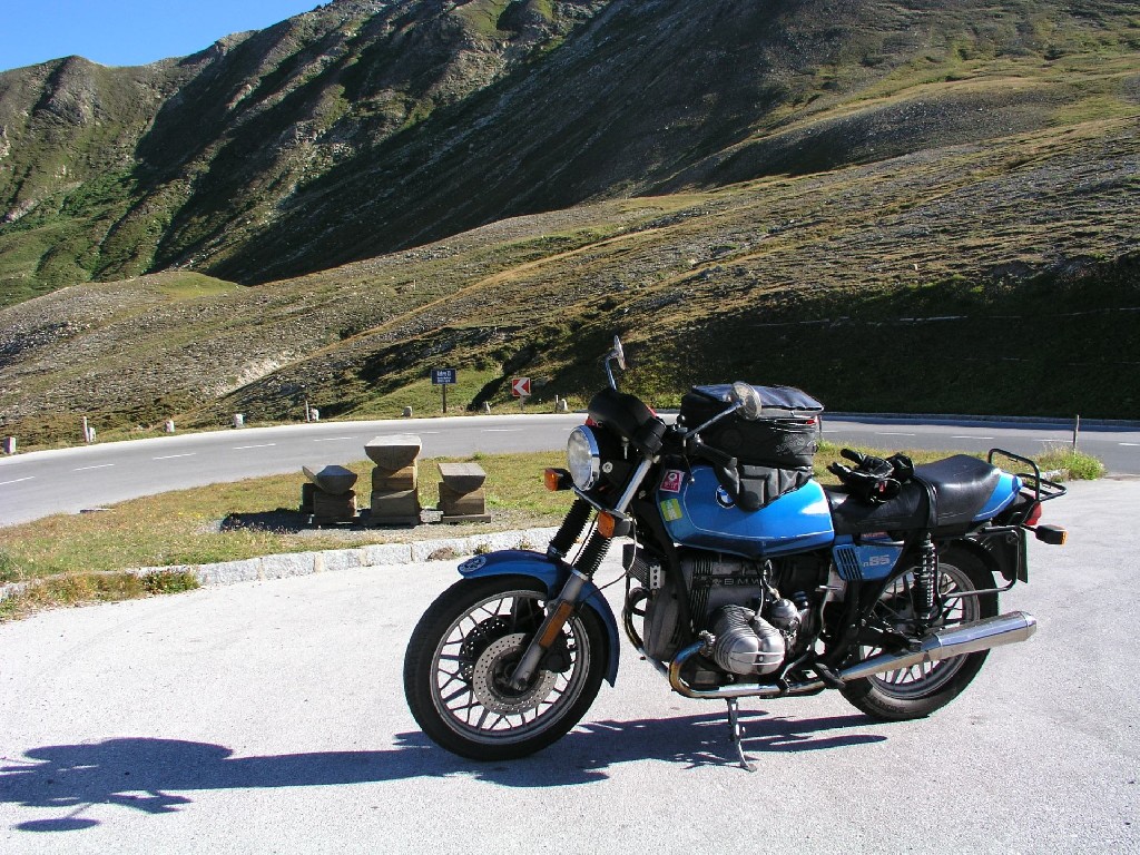 BMW | 1024x768. Tapeta, pozad na plochu Windows