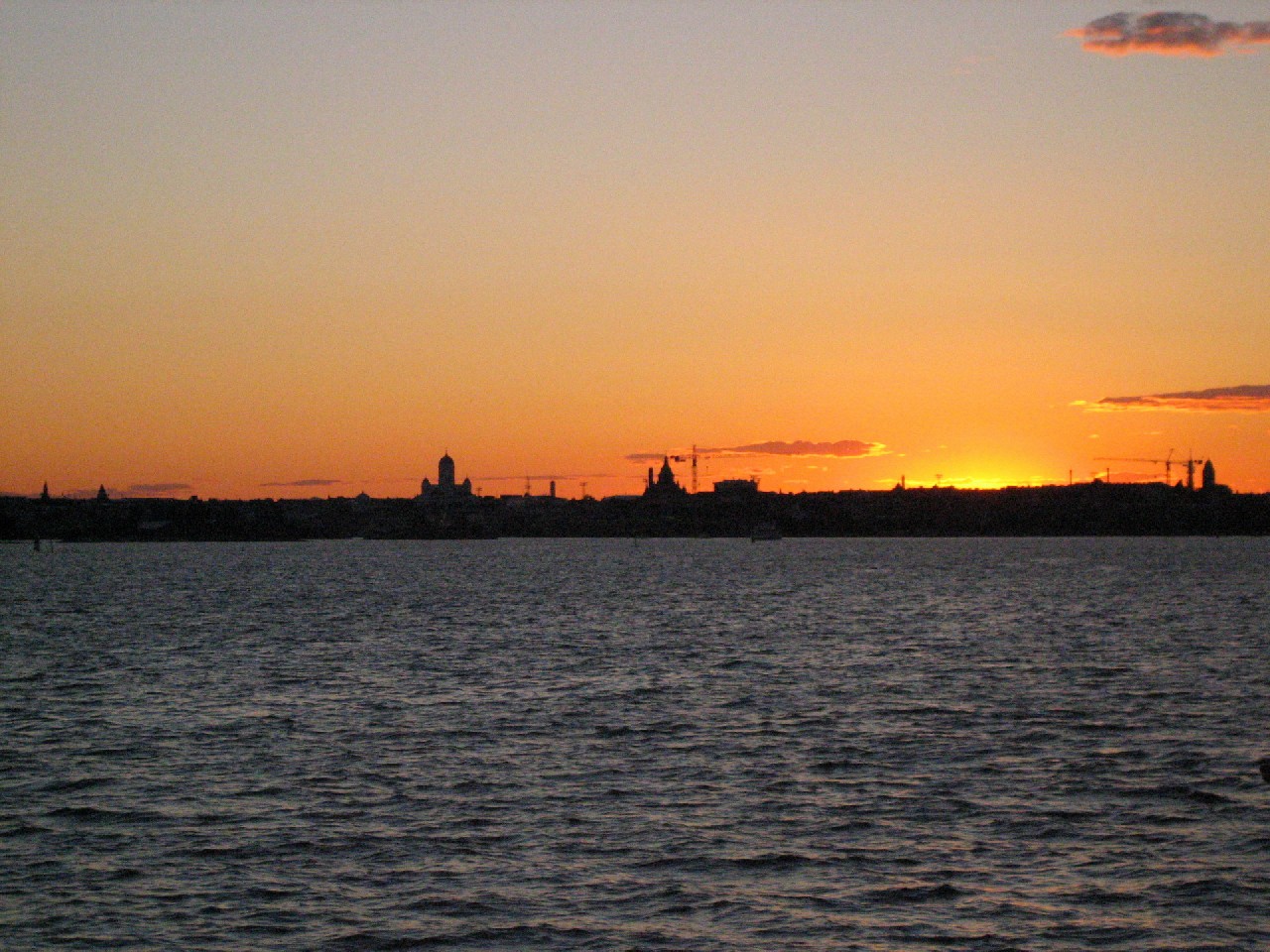 Helsinki 1280x960. Wallpaper, pozad, tapeta na plochu PC
