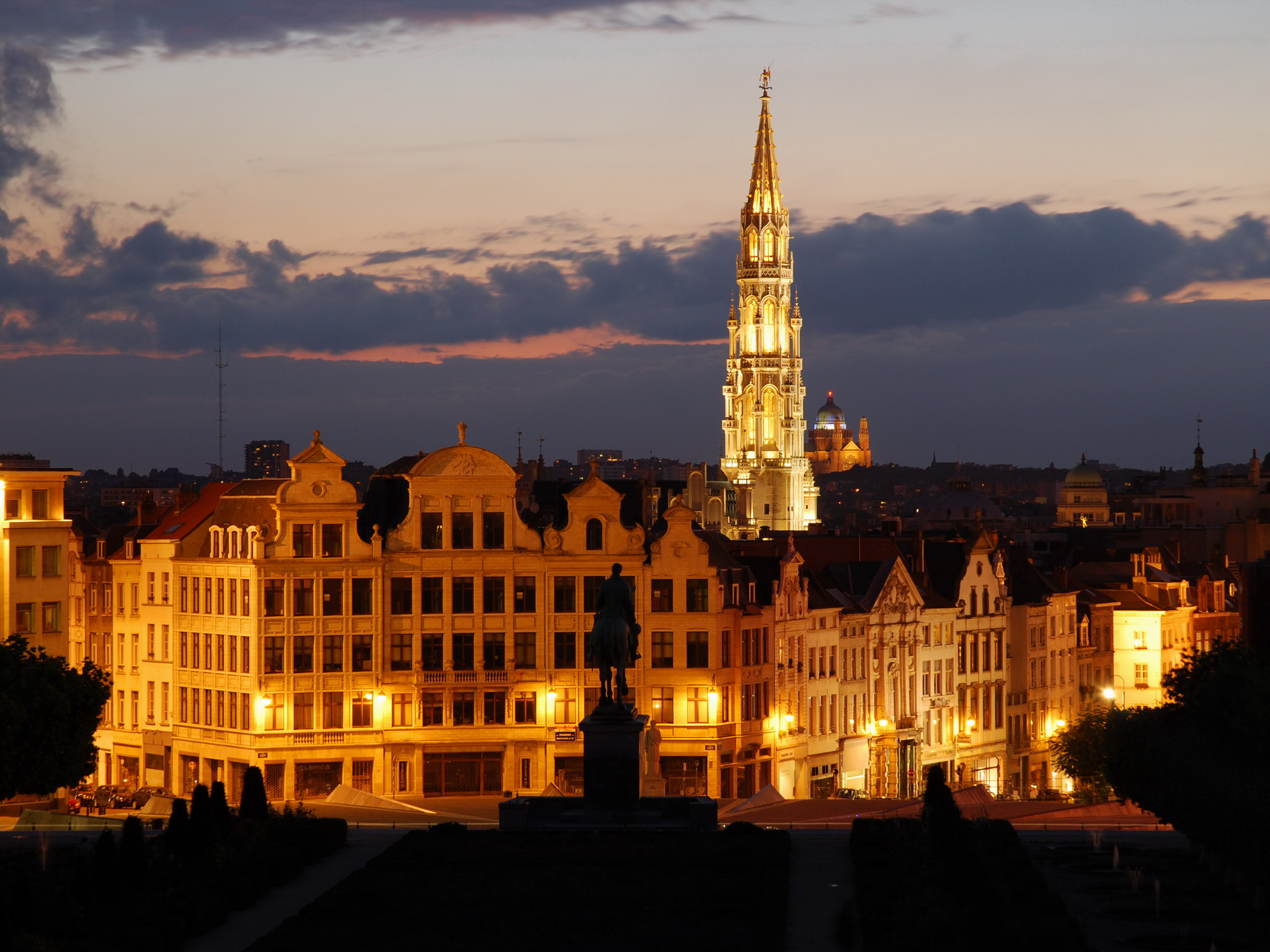 Brussels 2048x1536. Pozad na plochu PC ke staen, tapeta zdarma